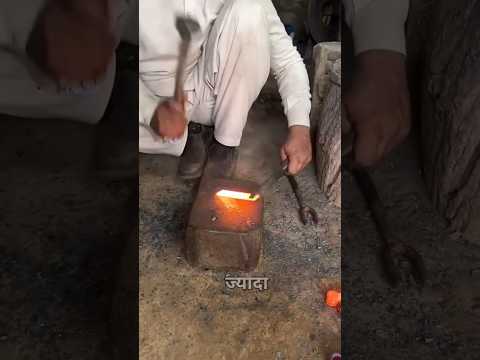 Thumbnail for एक बार एक समझदार पिता ने अपने बेटे को एक बेशकीमती हीरा दिया और कहा,#youtubeshorts #story by story india 1