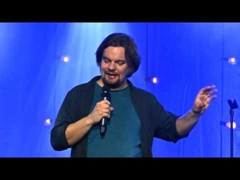 Thumbnail for Suomalaisten small talk | ISMO LEIKOLA @ Stand Up! by Suomen Stand Up Club