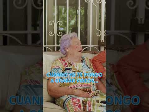 Thumbnail for A la abuela de Lola lolita le encanta grabar TikToks | Las reinas de TikTok by Amazon Prime Video España