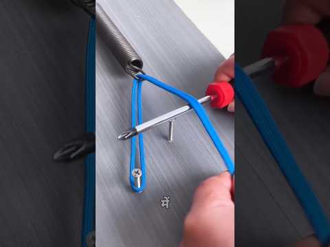 Thumbnail for एक तालाब में बहुत सारी मछलियां रहती थी वही एक बूढ़ा बगुला भी रहता था #youtubeshorts #story by story india 1