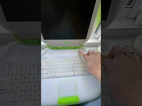 Thumbnail for She Turned On a 25-Year-Old iBook… Then THIS 😱💻 by The Explaino