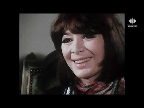 Thumbnail for En 1974, Juliette Gréco se livre sur une foule de sujet intimistes by Radio-Canada Archives