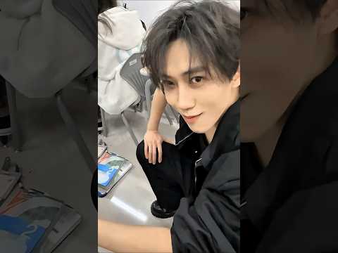 Thumbnail for She Is Actually The Teacher Crush 🥰 by Shorts Paradox