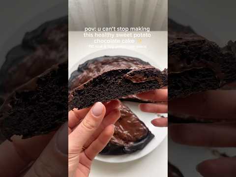 Thumbnail for Healthy chocolate cake 🍫🌱 110 kcal & 10g of protein per piece #chocolatecake #healthyrecipe by Selina 🤍