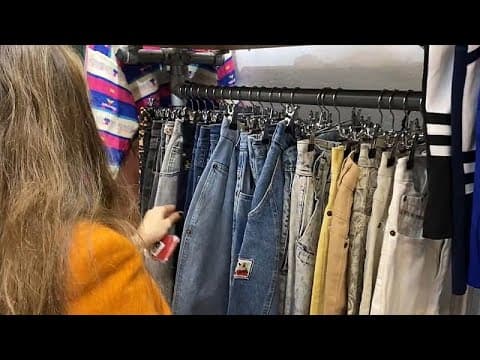 Thumbnail for La ropa vieja está de moda, el mercado de segunda mano en auge por el cambio de mentalidad by euronews (en español)