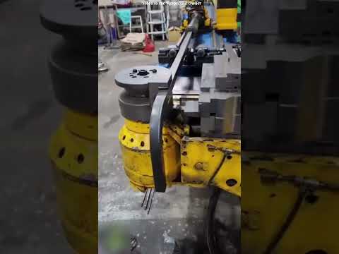 Thumbnail for 2 medhak dudh se bhare bartan mein gir gaye.😱 #shorts #motivation by Facts Spotted