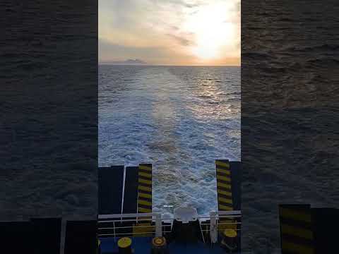 Thumbnail for أنيس المغتربين: الغربة طريقٌ إلى الله.​الغربة قُربة: حين يكون البعد الجغرافي سبباً في القرب الإلهي. by طارق الدعباس