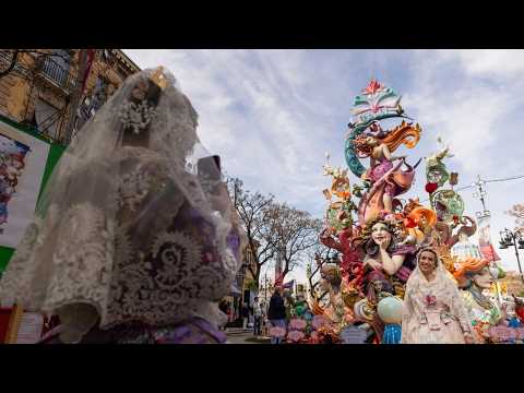 Thumbnail for Qué son las Fallas de Valencia. Guía Completa. by Visit València