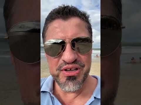 Thumbnail for Rodrigo Chaves en la playa by dF