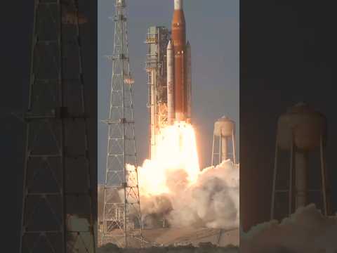 Thumbnail for Артемида 2 – американцы снова отправили людей на Луну! #космос by Филл Войд