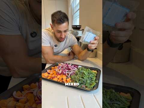 Thumbnail for 🥘 Easy high-protein baked feta chicken & sweet potato meal prep! by Adam Hoad
