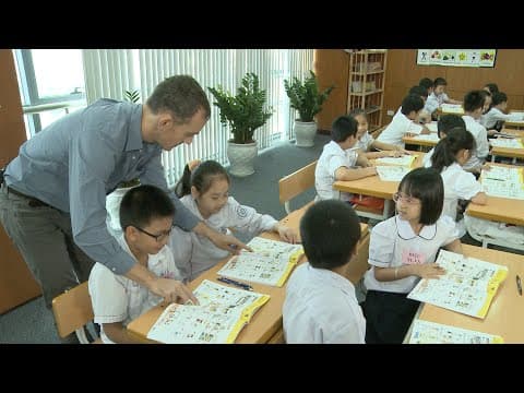 Thumbnail for TIẾNG ANH THÍ ĐIỂM - Demo tiết giảng mẫu Tiếng Anh 3 Tập 1 : Tiết 3/ Unit 6/ Lesson 3 by Tiếng Anh Global Success (Sách Mềm)